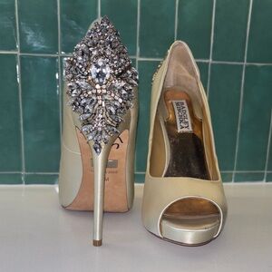 Badgley Mischka Gold Crystal Embellished Heels